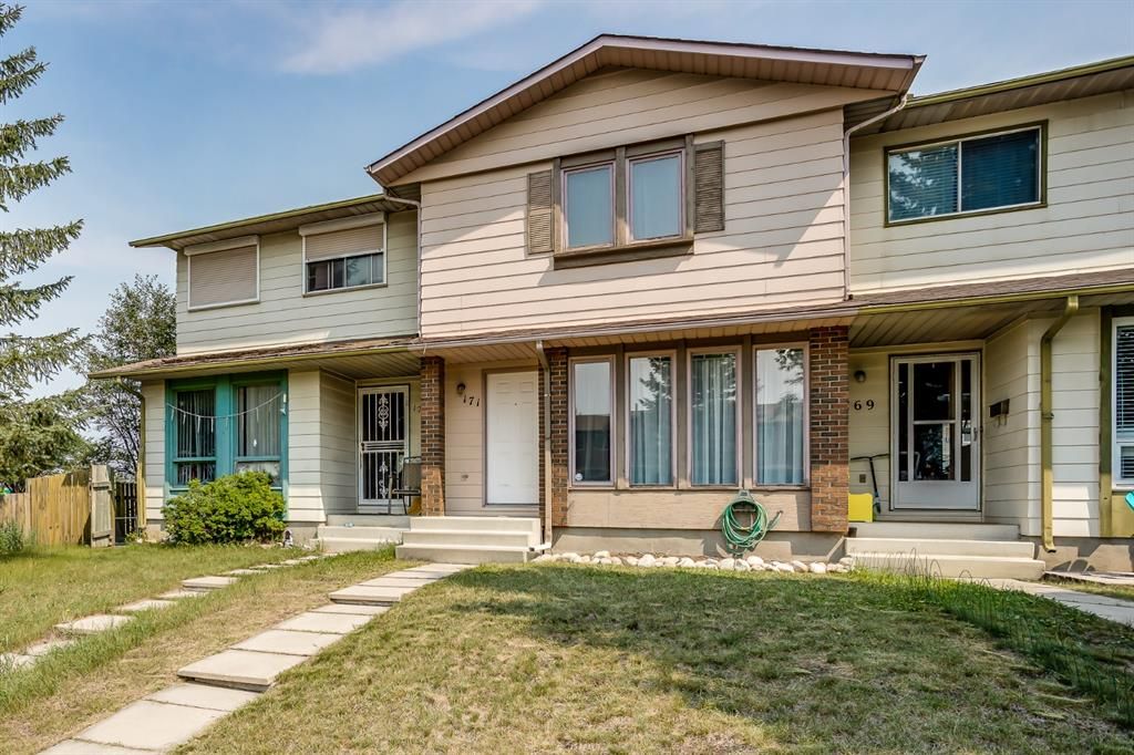 I have sold a property at 171 Midbend PLACE SE in Calgary
